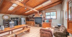 5 Bedroom House for Sale in Oatlands North